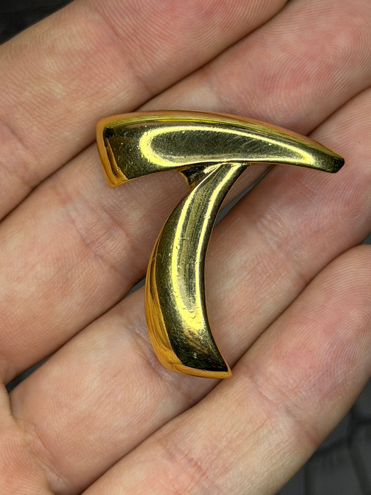 Prachtige vintage broche met merkteken Monet, Sieraden, Tassen en Uiterlijk, Ophalen of Verzenden, Zo goed als nieuw, Zilver, Overige materialen