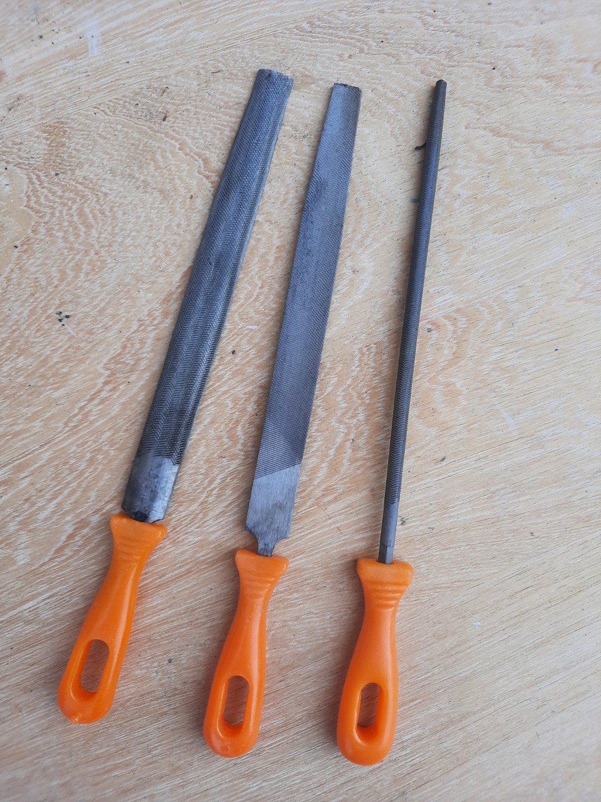 Set van 3 vijlen met oranje handvatten, Ophalen of Verzenden, Gebruikt, Vijl/Rasp, Overige merken