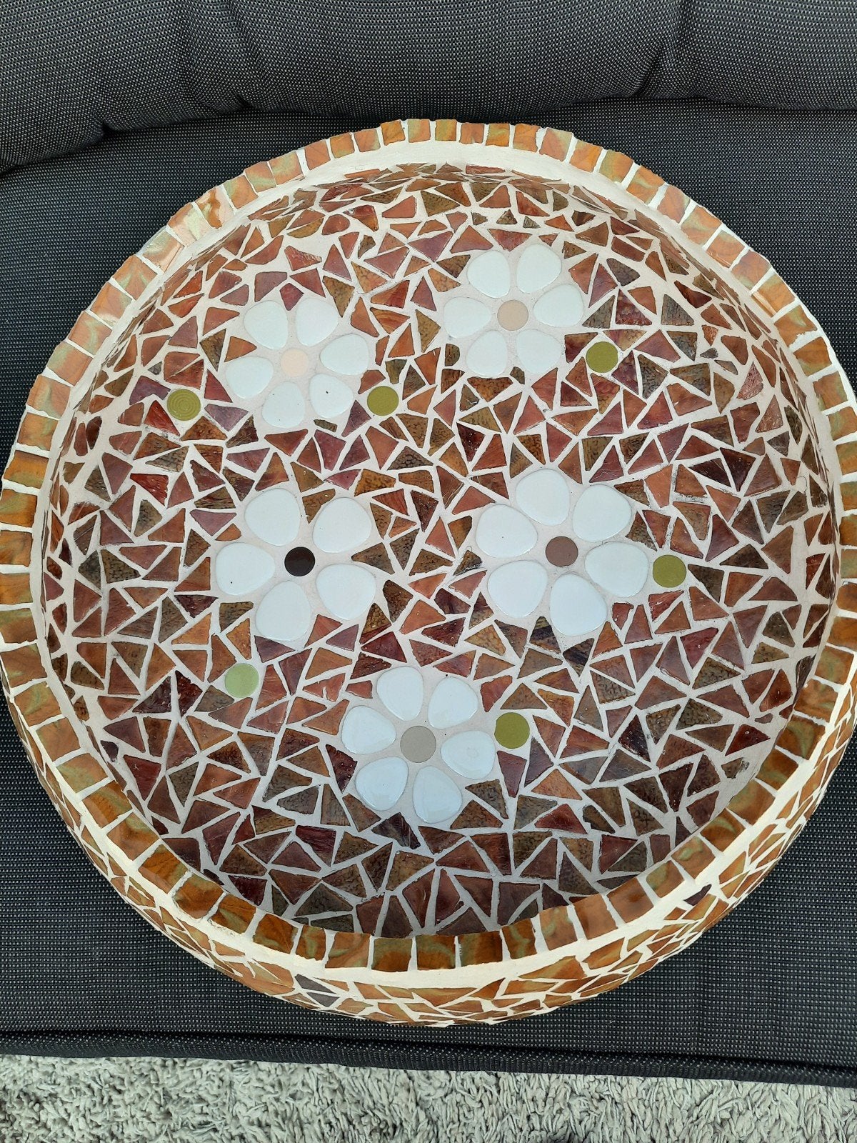 Hand gemaakte prachtige mozaïek schaal
40 cm doorsnede
Ophal, Antiek en Kunst, Ophalen
