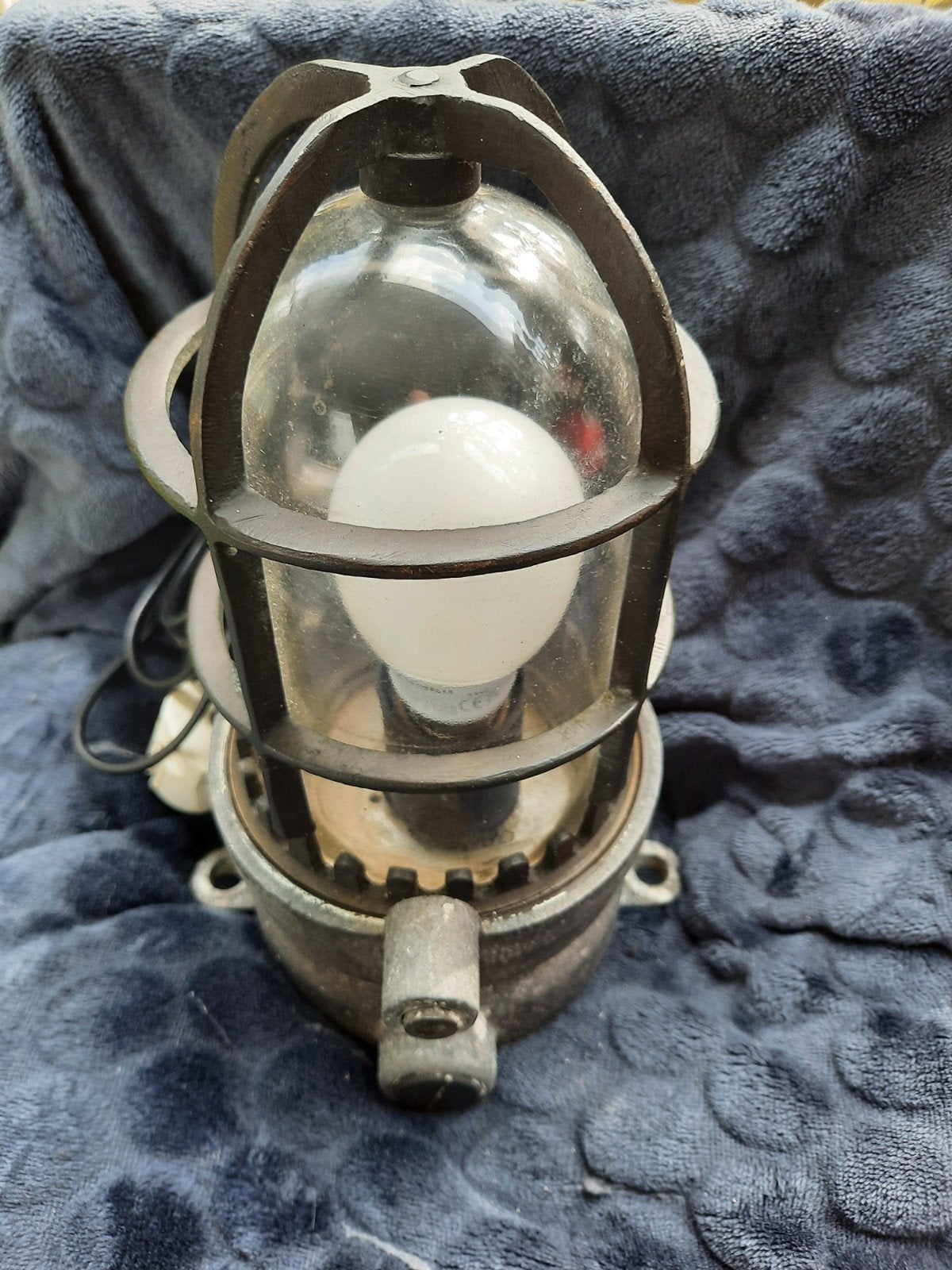 scheepslamp., Ophalen