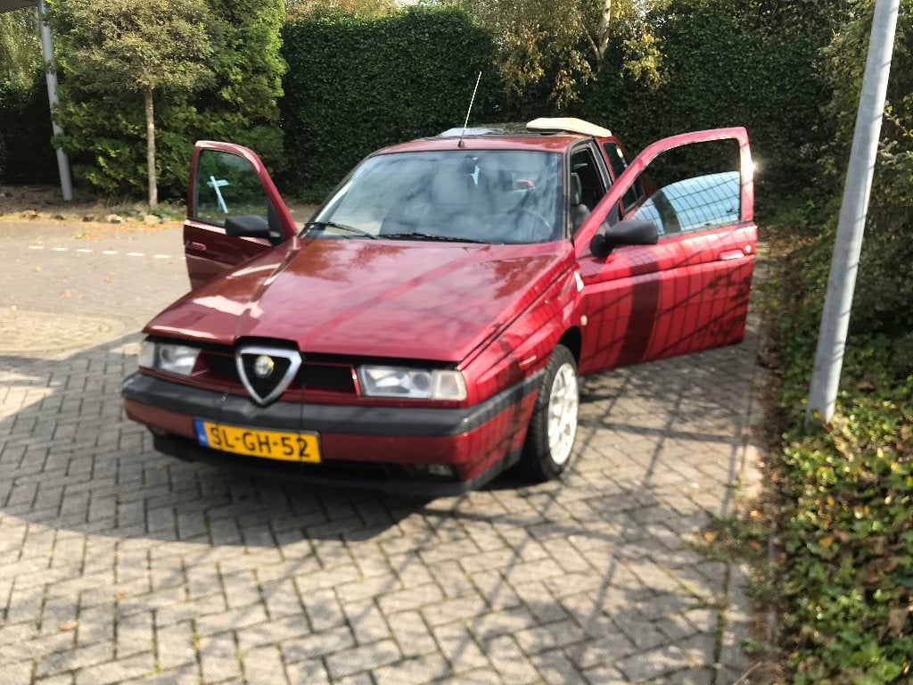 Alfa Romeo 155 1.6 Twin Spark 16V 1997 Rood, Voorwielaandrijving, Stof, 4 cilinders, 1600 cc