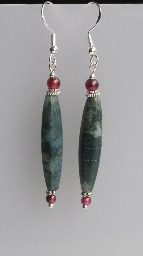 Prachtige oorbellen: lange Mosagaat facet pegels en Granaat, Sieraden, Tassen en Uiterlijk, Oorbellen, Hangers, Verzenden, Nieuw