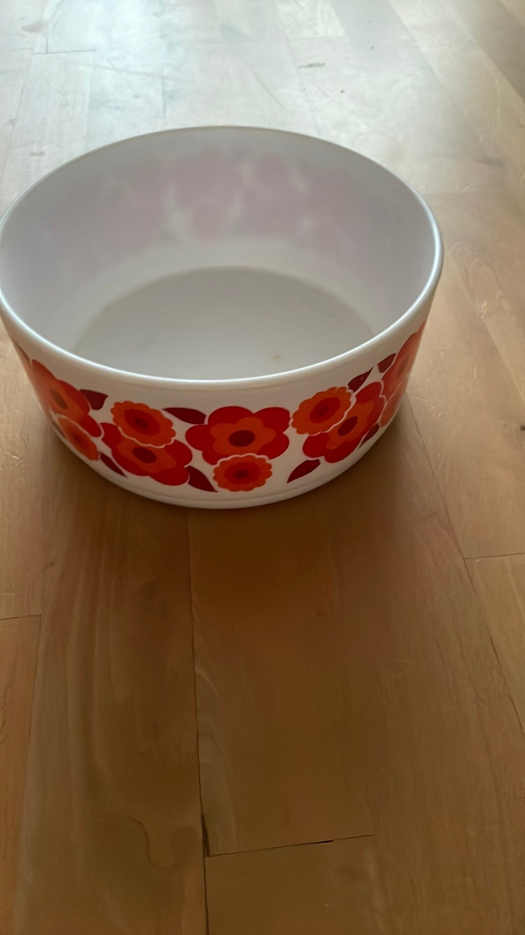 Arcopal Lotus schaal. 21.5 cm., Gebruikt, Vintage, Ophalen of Verzenden, Glas