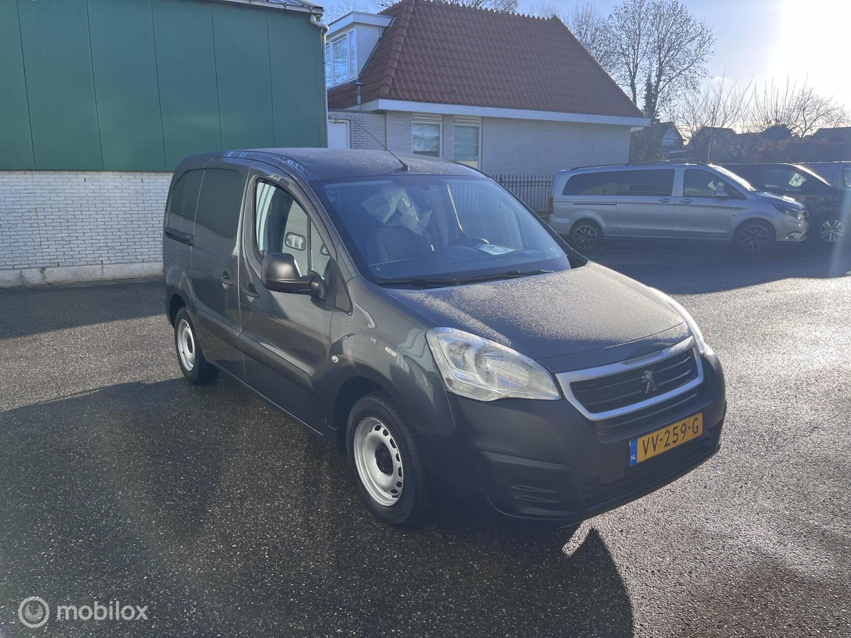 Peugeot Partner 122 1.6 HDI L1 XR Profit +, Euro 5, Gebruikt, 680 kg, 4 cilinders