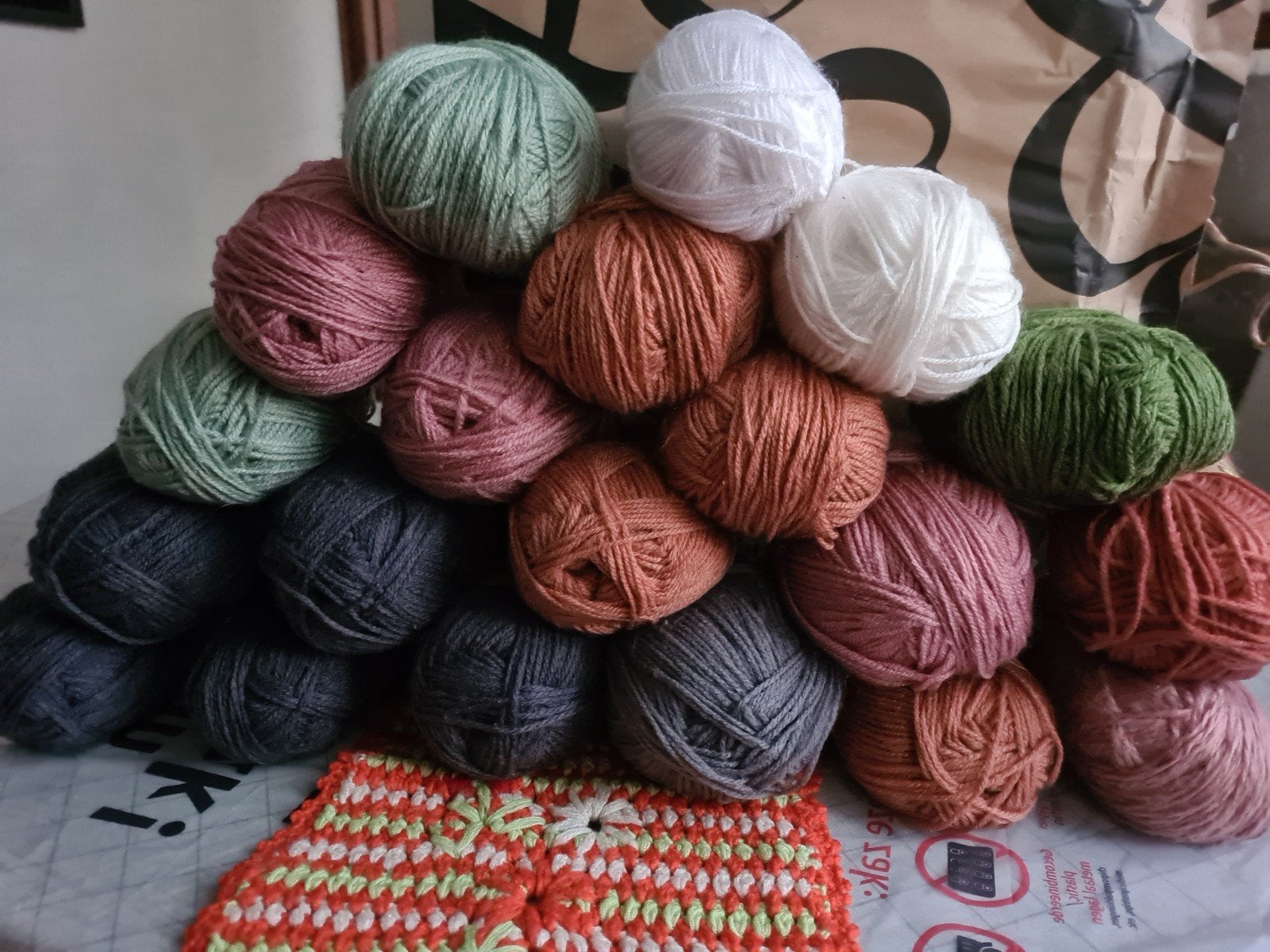 uNieuw Brei/haak/wol garens (46 stuks), Hobby en Vrije tijd, Ophalen of Verzenden, Nieuw, Breien of Haken, Wol of Garen