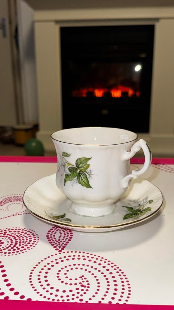 Duo Tasse en Schotel Royal Standard - Bone China, Ophalen of Verzenden