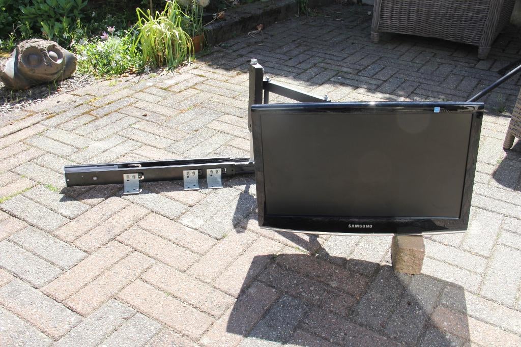 TV voor in e caravan, Ophalen, Gebruikt
