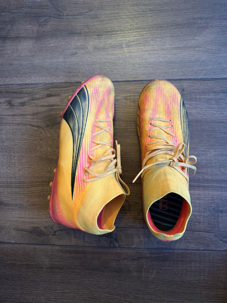 Puma Ultra Pro MG Football shoes, Maat XS of kleiner, Ophalen of Verzenden, Zo goed als nieuw, Schoenen