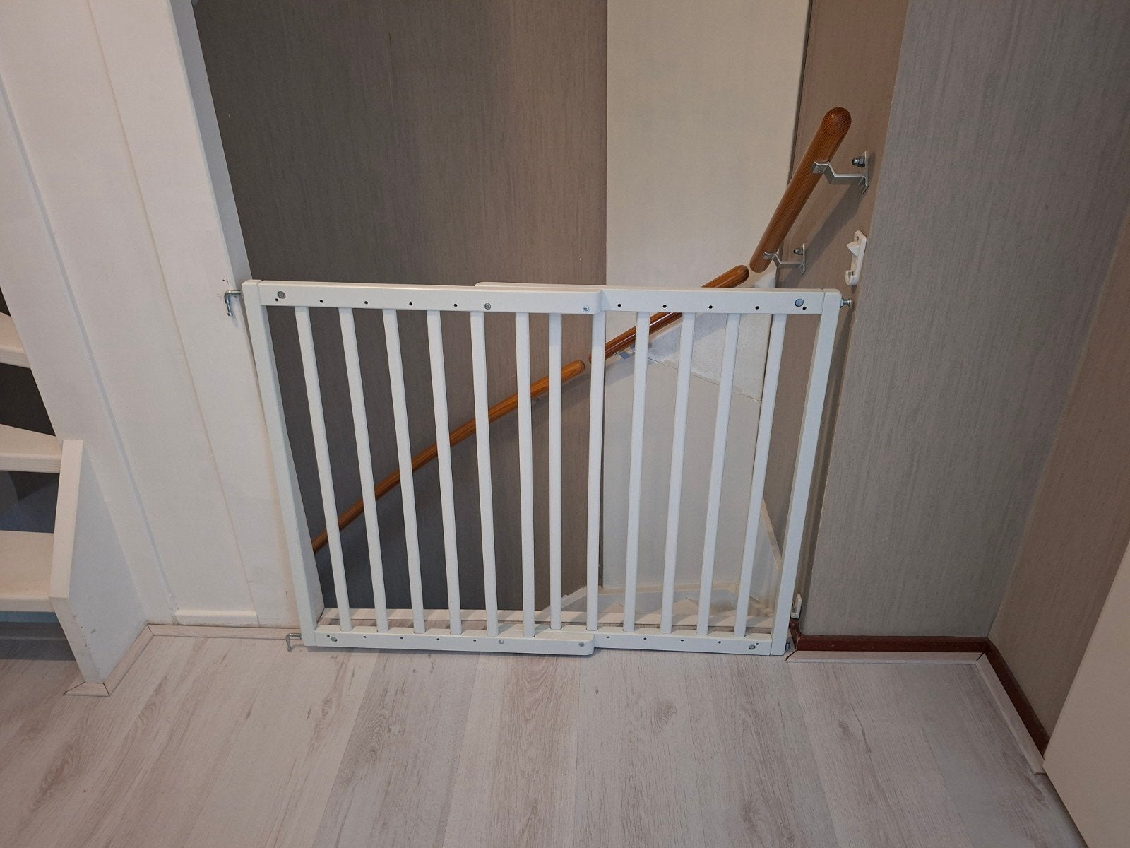 Houten traphekje wit, Ophalen, Gebruikt, 100 tot 115 cm, Schroefhekje