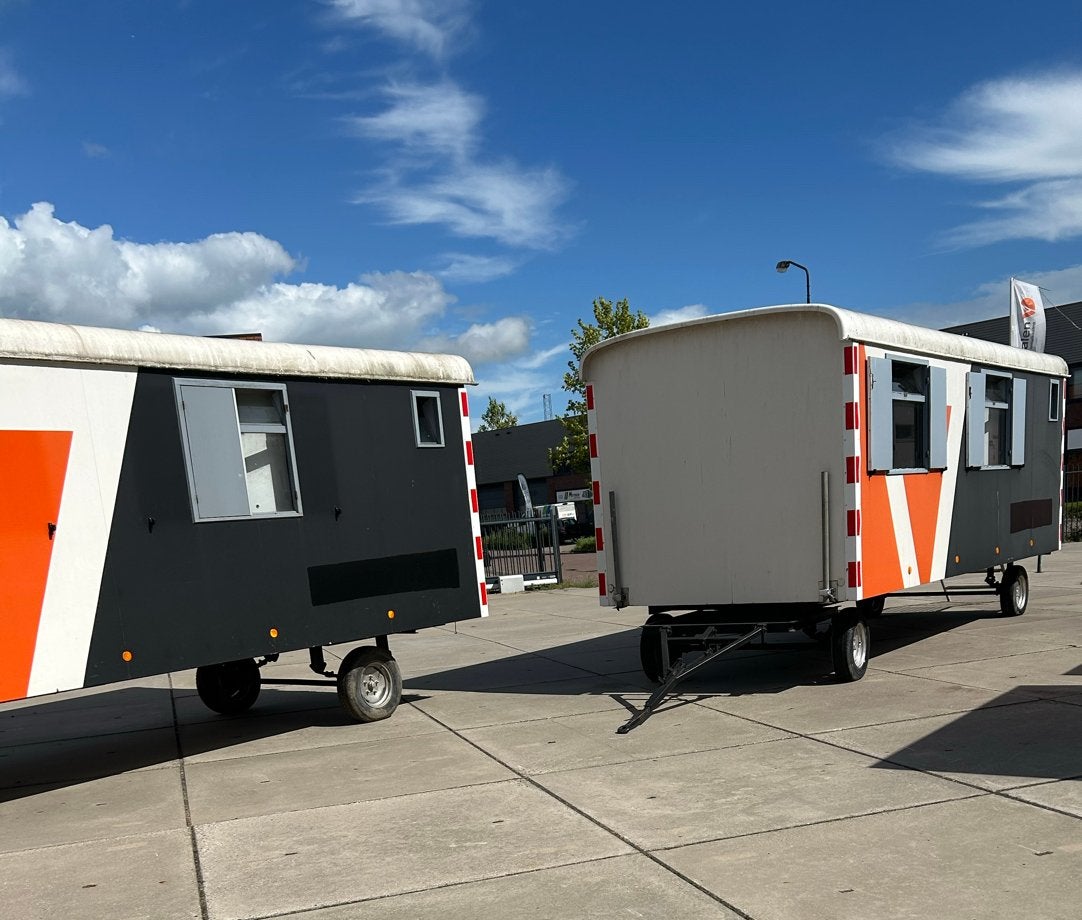 Twee Schafwagen schaftkeet pipowagen 6 meter kunststof dak, Doe-het-zelf en Verbouw, Bouwketen en Schaftketen, Ophalen, Gebruikt