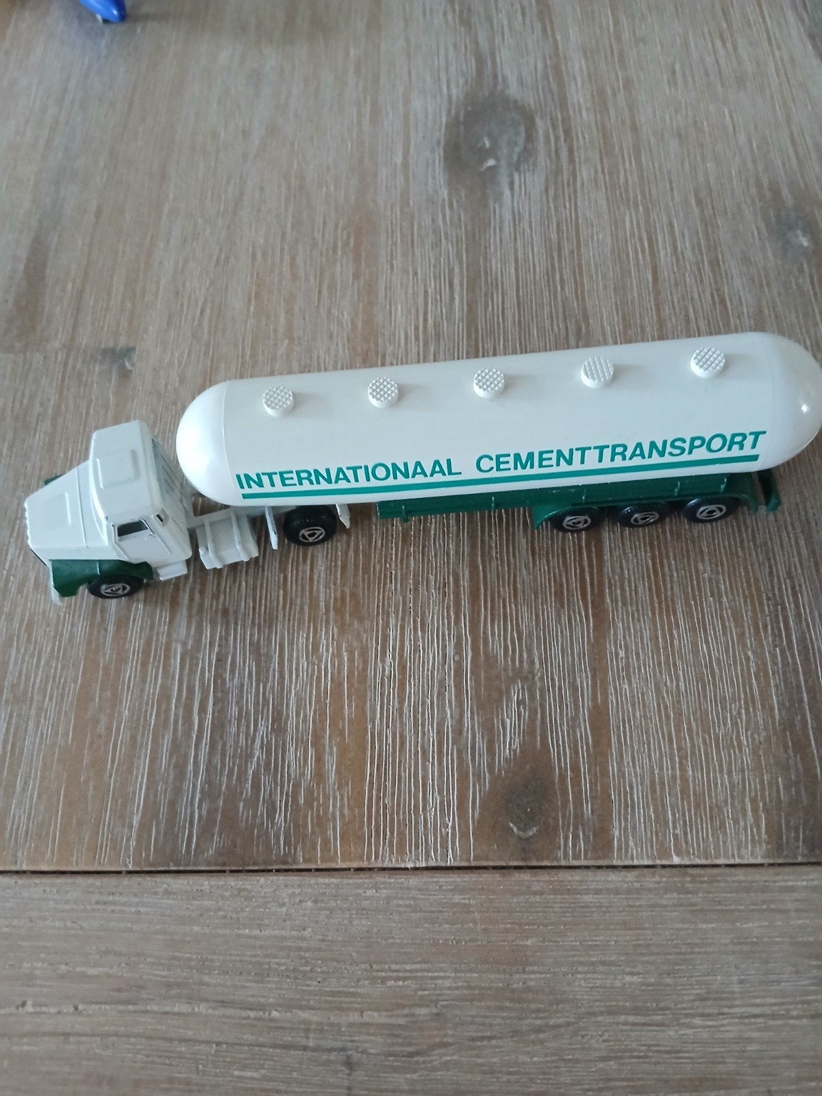 Efsi volvo truck met aanhanger. Cement transport. Zgan, Hobby en Vrije tijd, Modelauto's | 1:87, Ophalen of Verzenden, Zo goed als nieuw