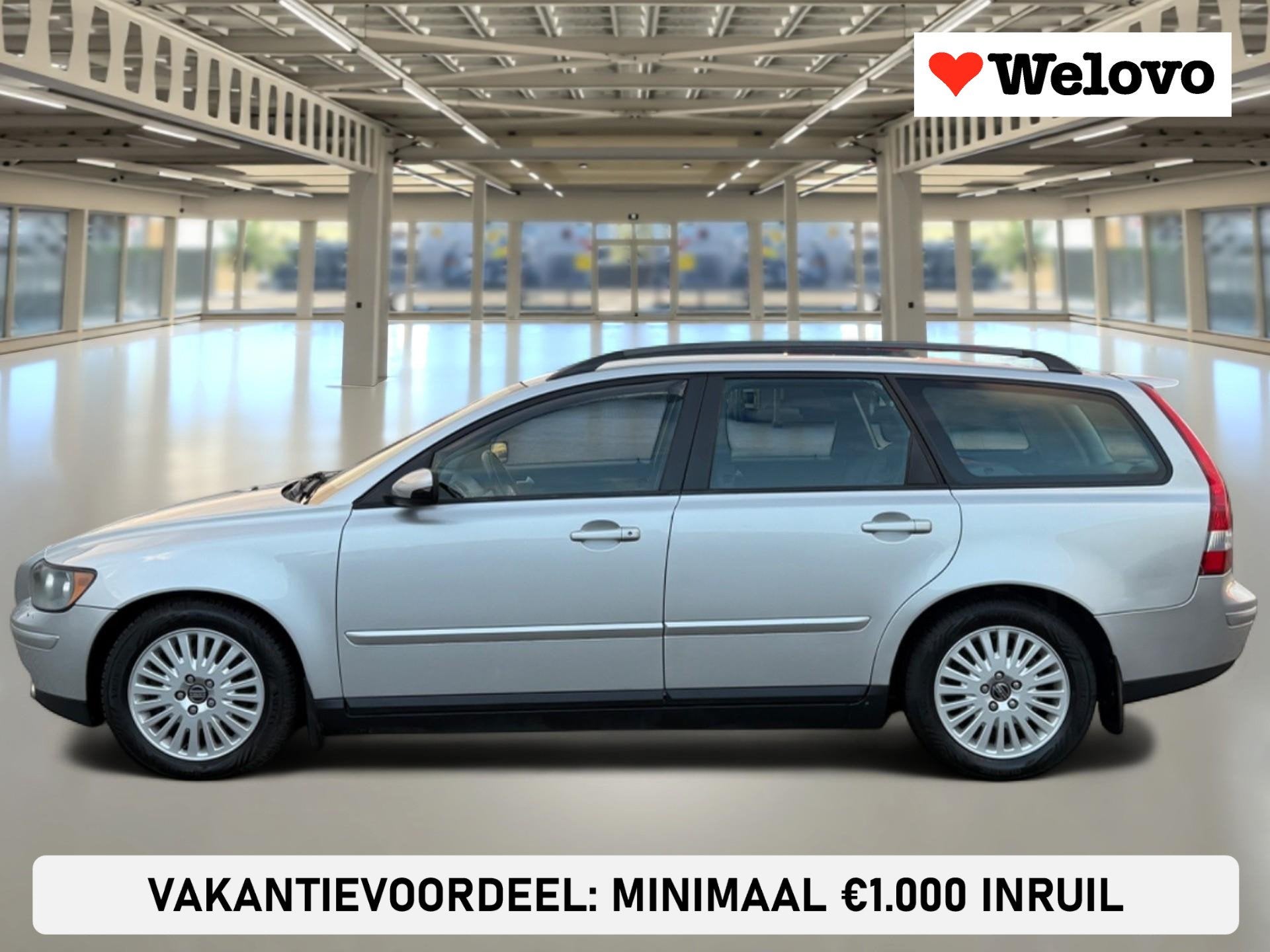 Volvo V50 2.4 Elite Rijklaar met garantie, Gebruikt, 700 kg, Leder en Stof, Origineel Nederlands