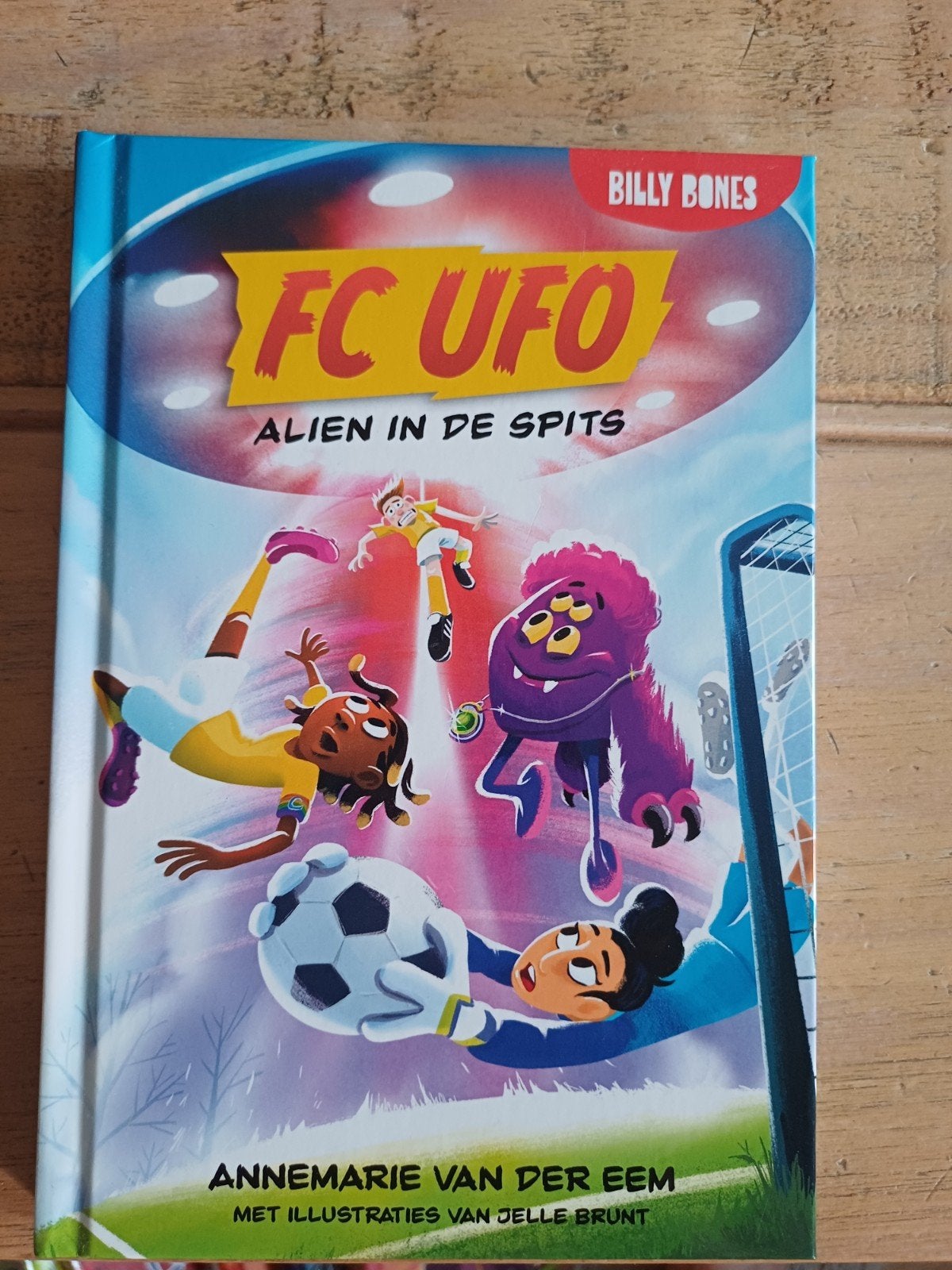 FC UFO: Alien in de spits - Annemarie van der Eem, Boeken, Ophalen of Verzenden