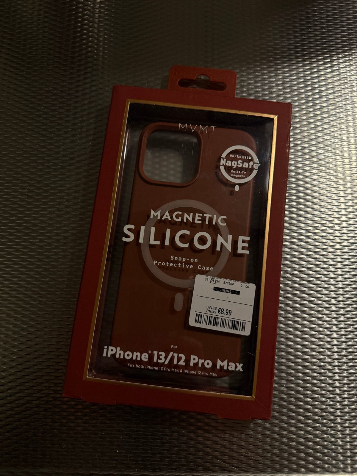 MVMT Magnetisch Siliconen Hoesje voor iPhone 13/12 Pro Max, Ophalen, MagSafe, Overige merken, Bruin
