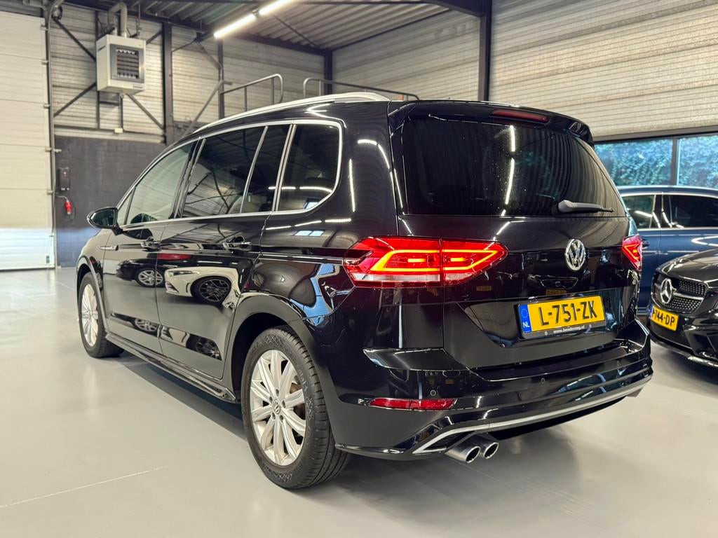 Volkswagen Touran 1.4 TSI R-LINE DSG Business 7P, Gebruikt, Euro 6, 4 cilinders, 150 pk