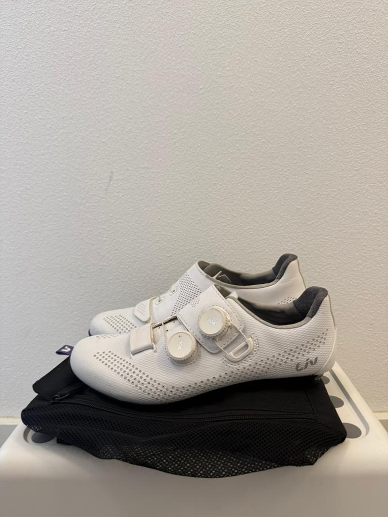 Liv Macha Pro 39, Ophalen of Verzenden, Zo goed als nieuw, Dames, Schoenen