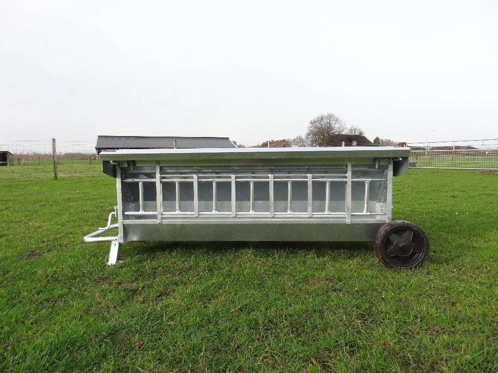 Creepfeeders, twee maten, Meerdere dieren, Schaap