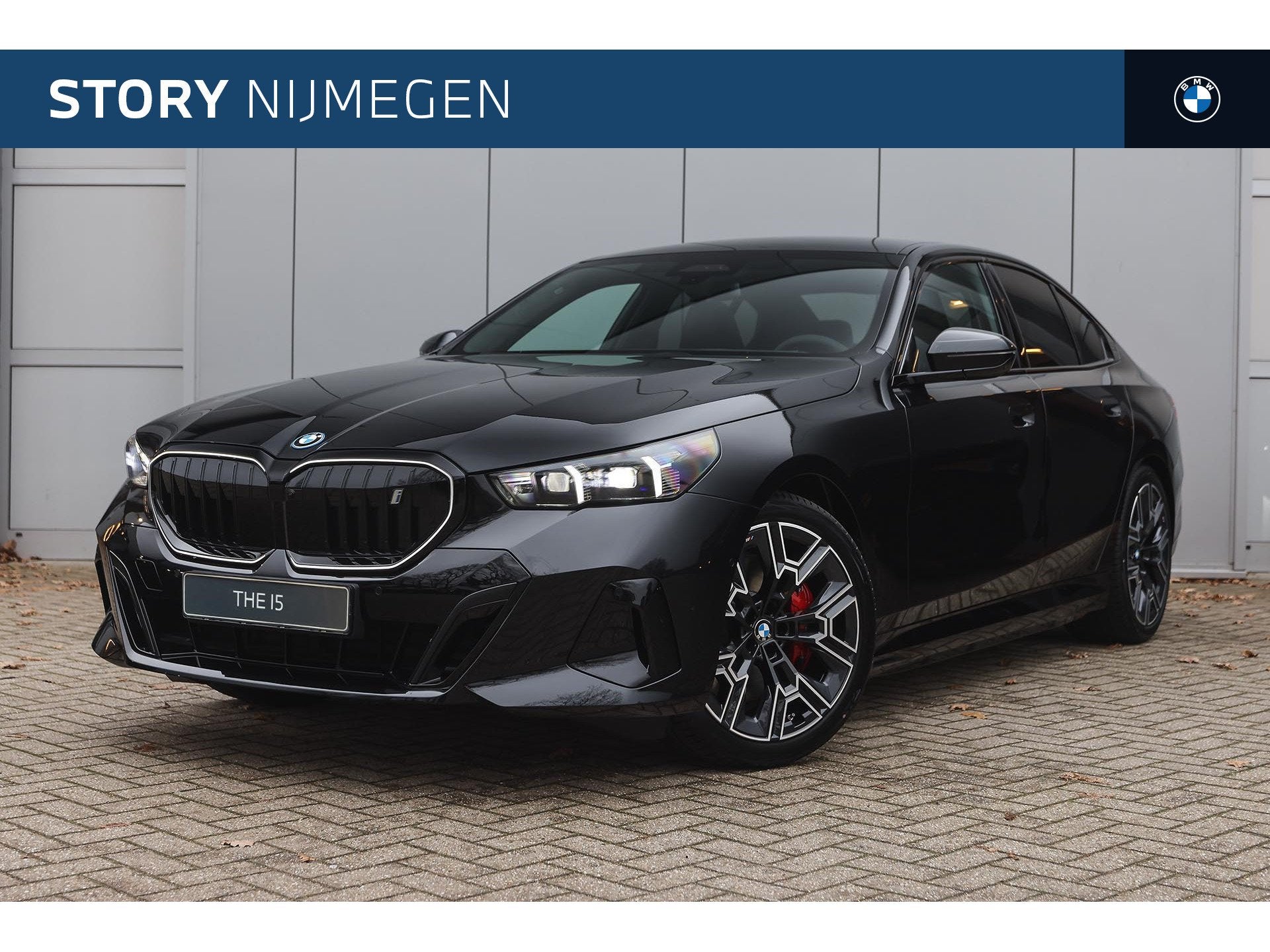 BMW i5 eDrive40 M Sport / Panoramadak / Stoelventilatie / Pa, Auto's, Automaat, 2095 kg, Achterwielaandrijving, Met garantie (alle)