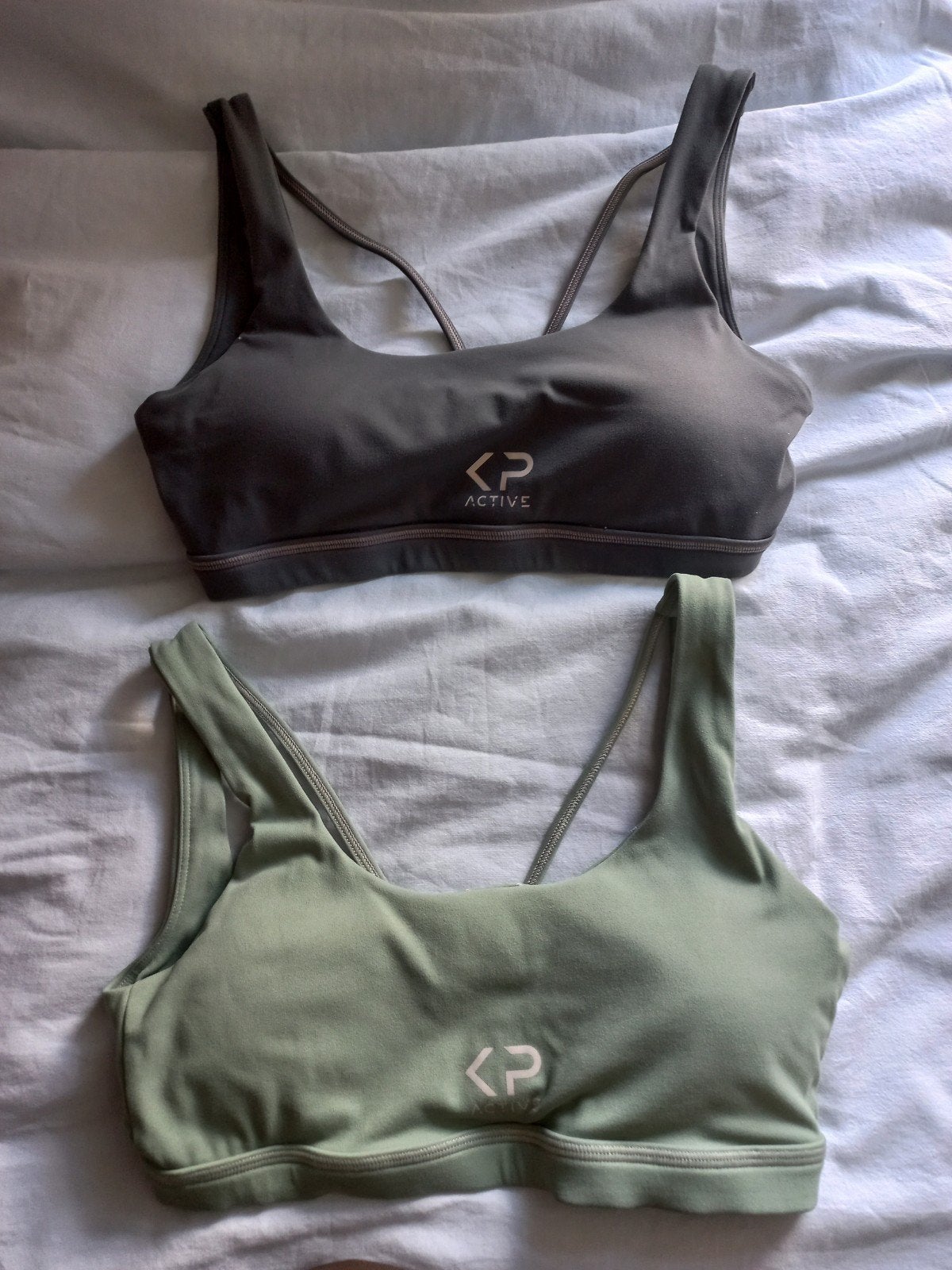 KP Active Sportbeha's - Grijs & Groen (XS), Kleding | Dames, Sportkleding, KP Active, Verzenden, Fitness of Aerobics, Maat 34 (XS) of kleiner