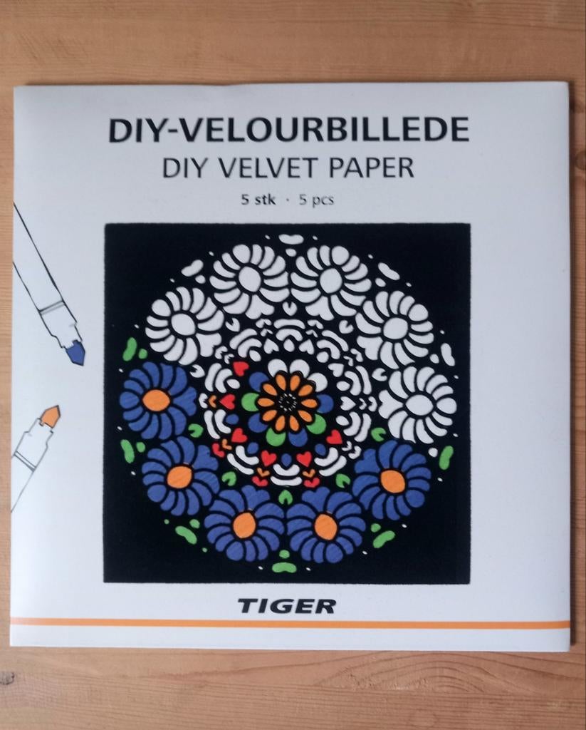 Velours papieren Mandala kleurplaten (5x) Bloemen design, Hobby en Vrije tijd, Ophalen of Verzenden, Nieuw, Papier, Schets- of Tekenboek