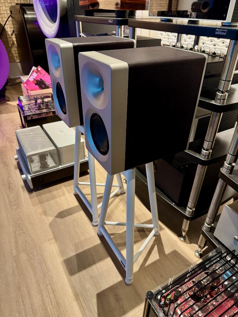 Thrax Sirens - monitor luidspreker - topconditie, Overige merken, Info@thrax.com, Speaker 1, Ophalen of Verzenden