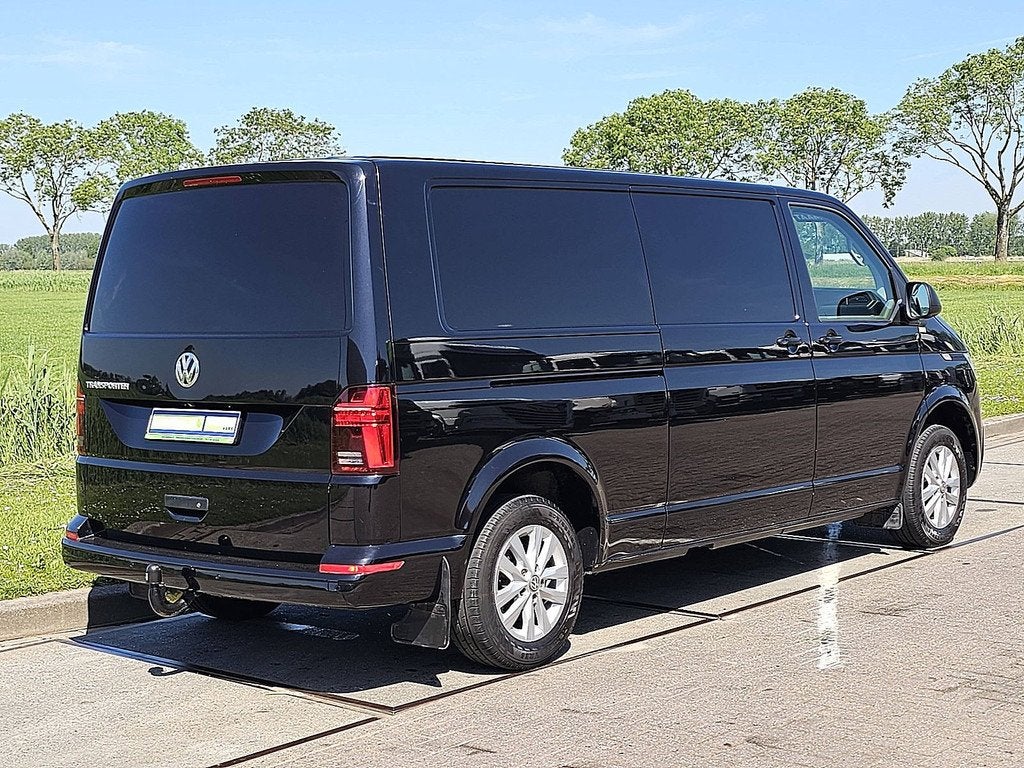 VOLKSWAGEN TRANSPORTER 2.0 TDI l2h1 led 150pk euro6, Automaat, Gebruikt, Euro 6, Volkswagen