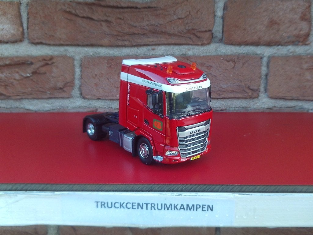 Tekno  Daf  XG  4 x 2  van  Zijderlaan.