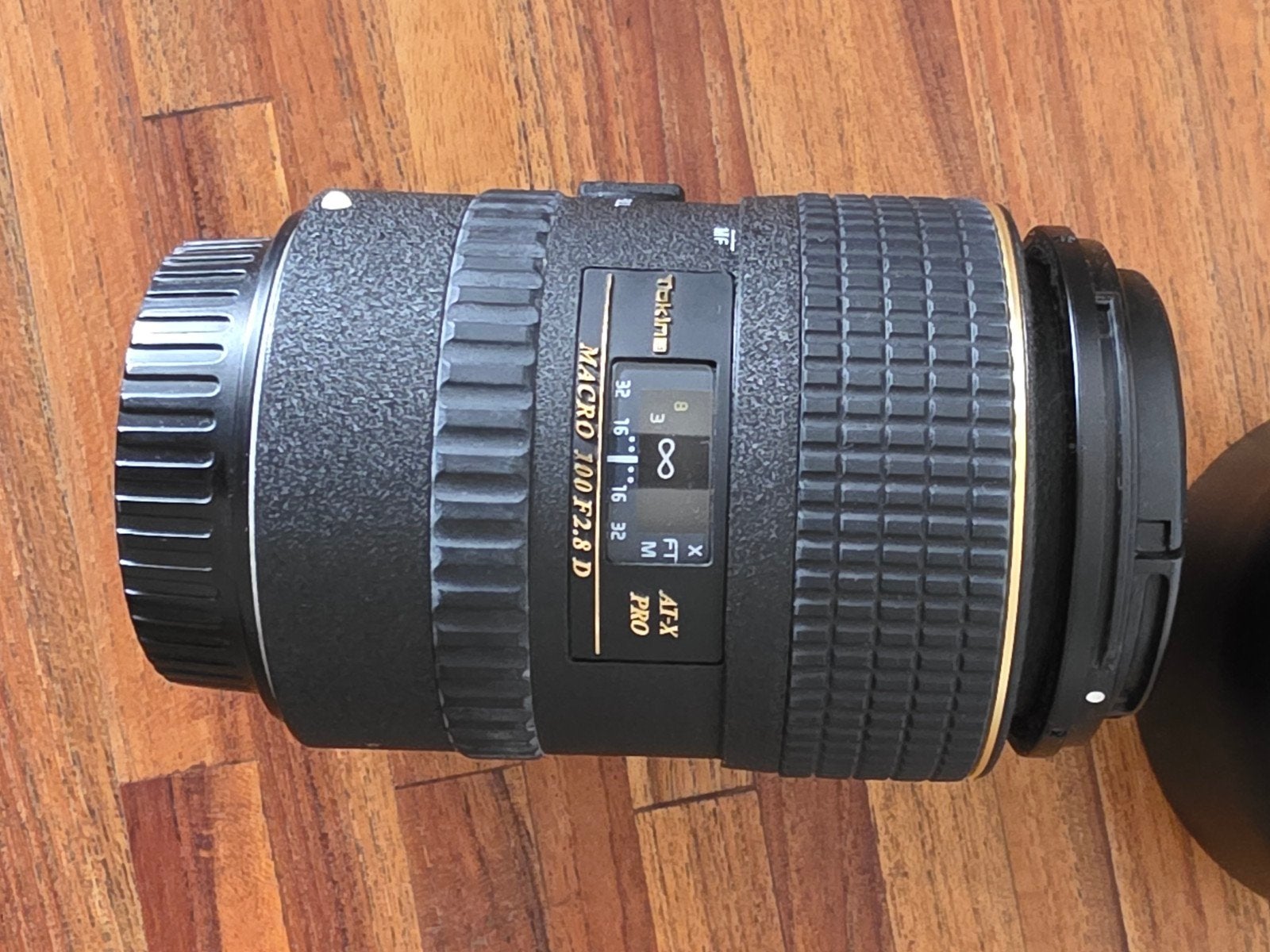 Tokina AT-X Pro Macro 100mm F2.8D lens voor Canon, Ophalen of Verzenden, Zo goed als nieuw, Macrolens