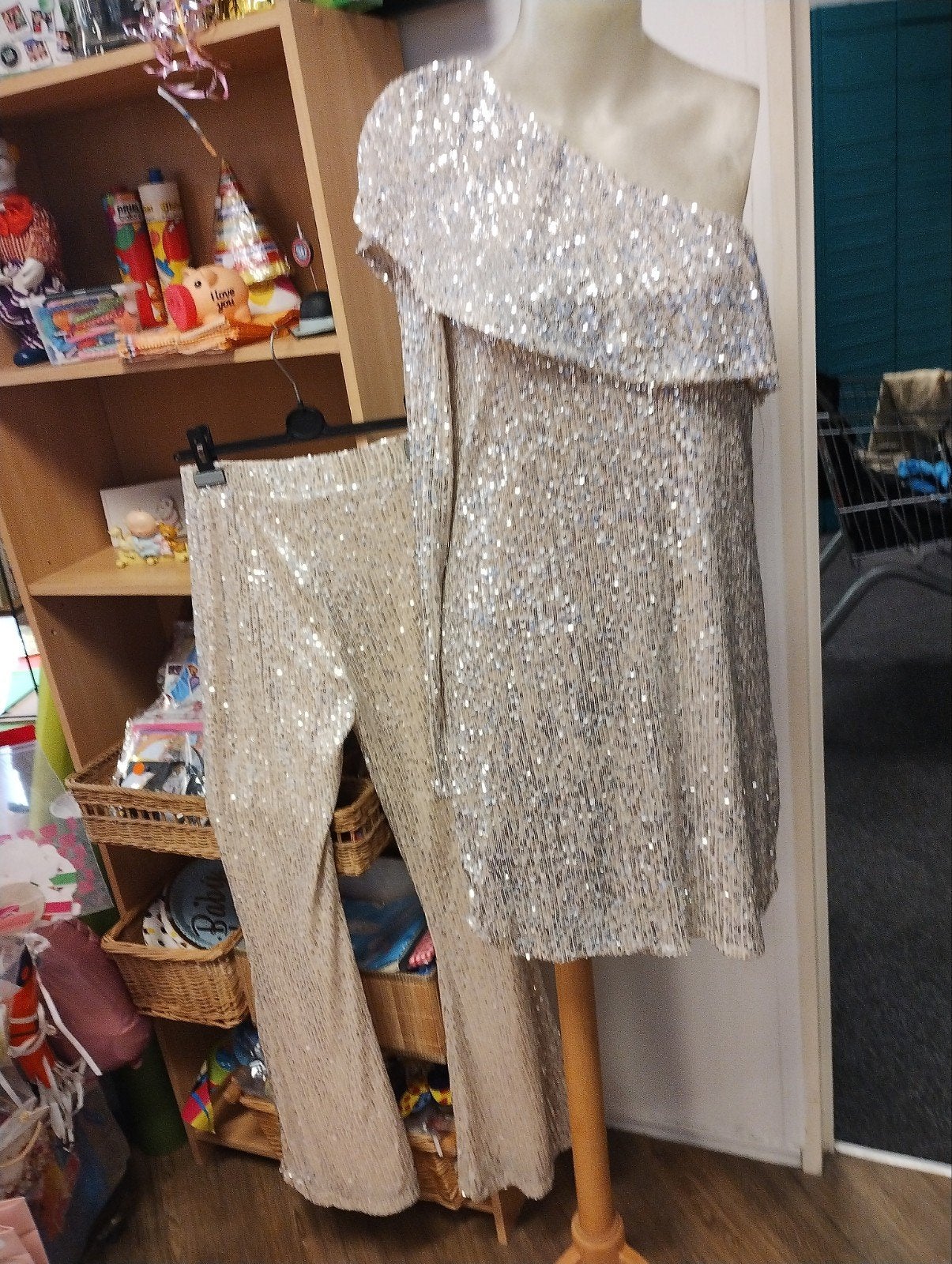 Sweewe Paris pailletten top en broek set, maat M, Maat 38/40 (M), Meerkleurig, Nieuw, Ophalen of Verzenden