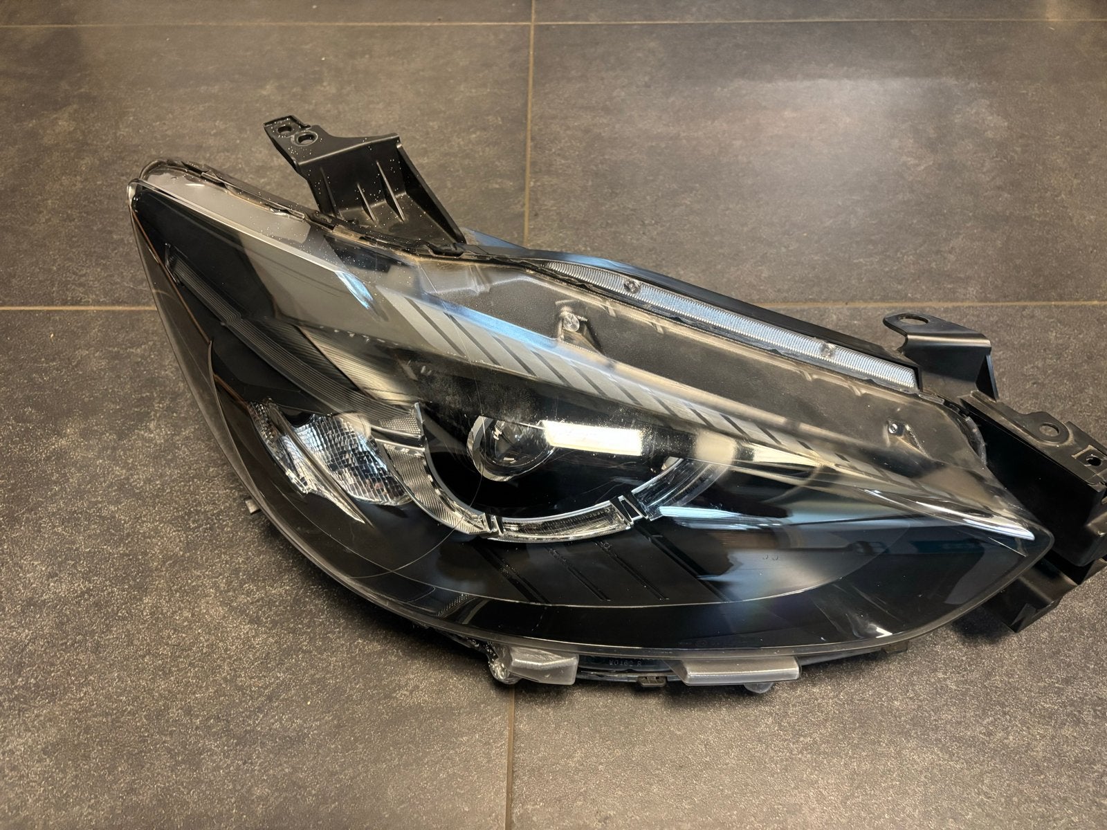 Koplamp rechtsvoor Mazda CX-5 (2012-2017), Verzenden, Gebruikt, Mazda
