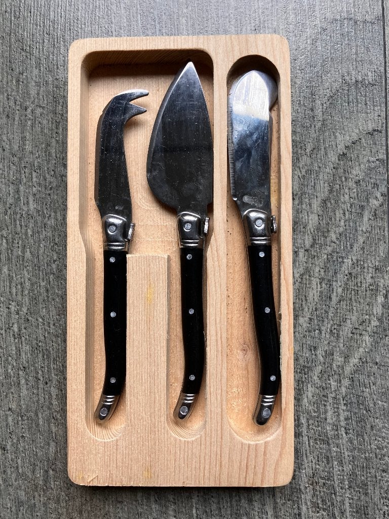 Laguiole set van 3 kaasmesjes (NIEUW), Ophalen of Verzenden, Nieuw, Rvs of Chroom, Los bestek