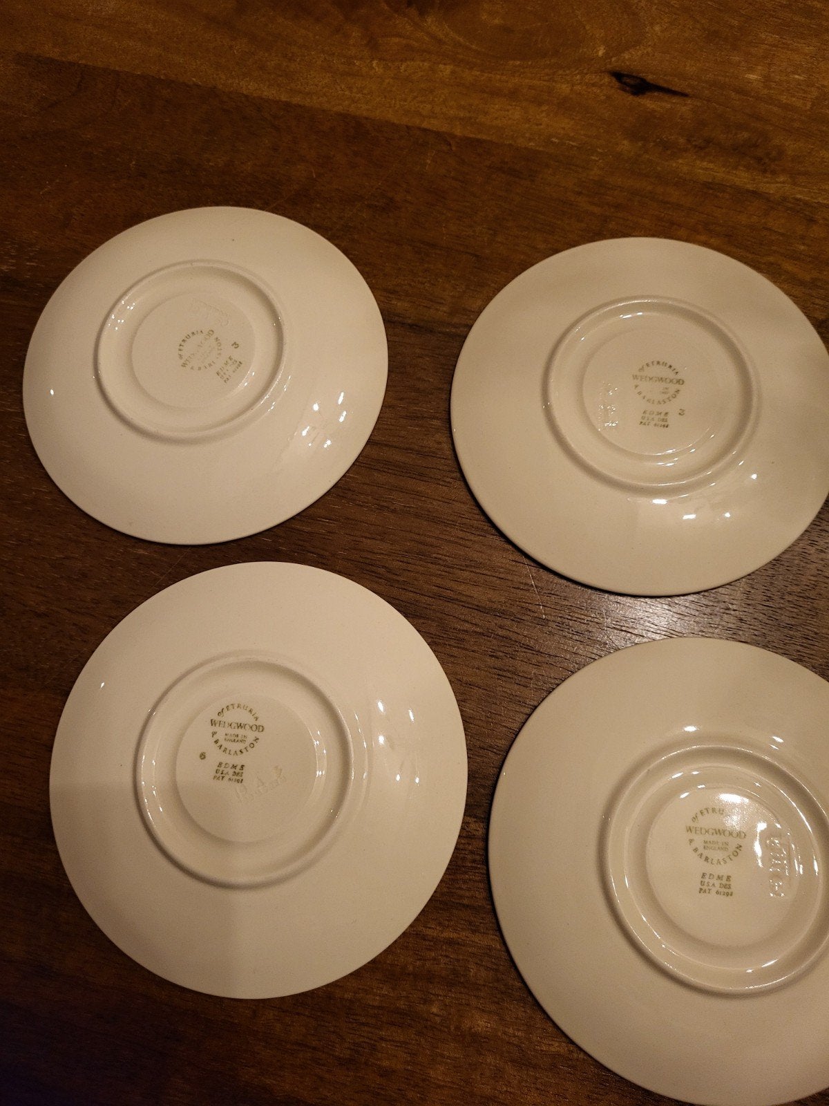 Wedgewood Edme schoteltjes 13cm - 4 stuks, Ophalen, Klassiek, Zo goed als nieuw, Kop(pen) en/of Schotel(s)