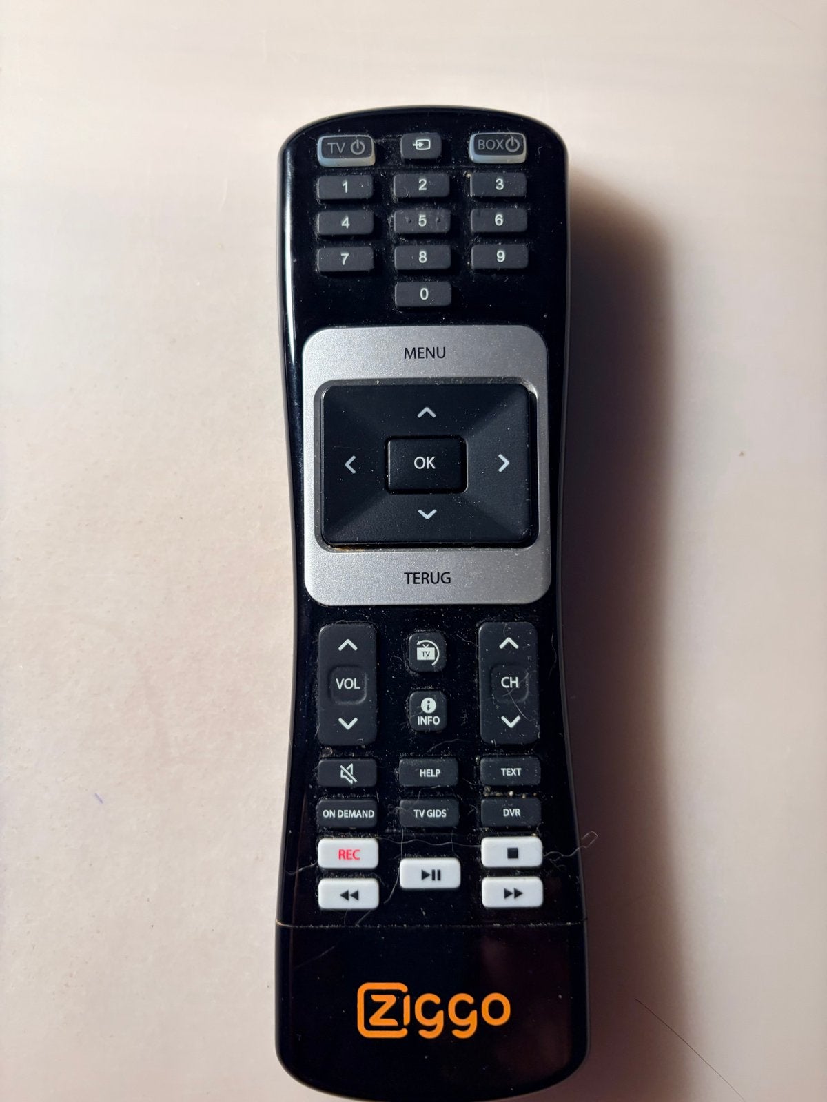 Ziggo afstandsbediening met toetsenbord, Tv, Ophalen of Verzenden, Zo goed als nieuw, Origineel