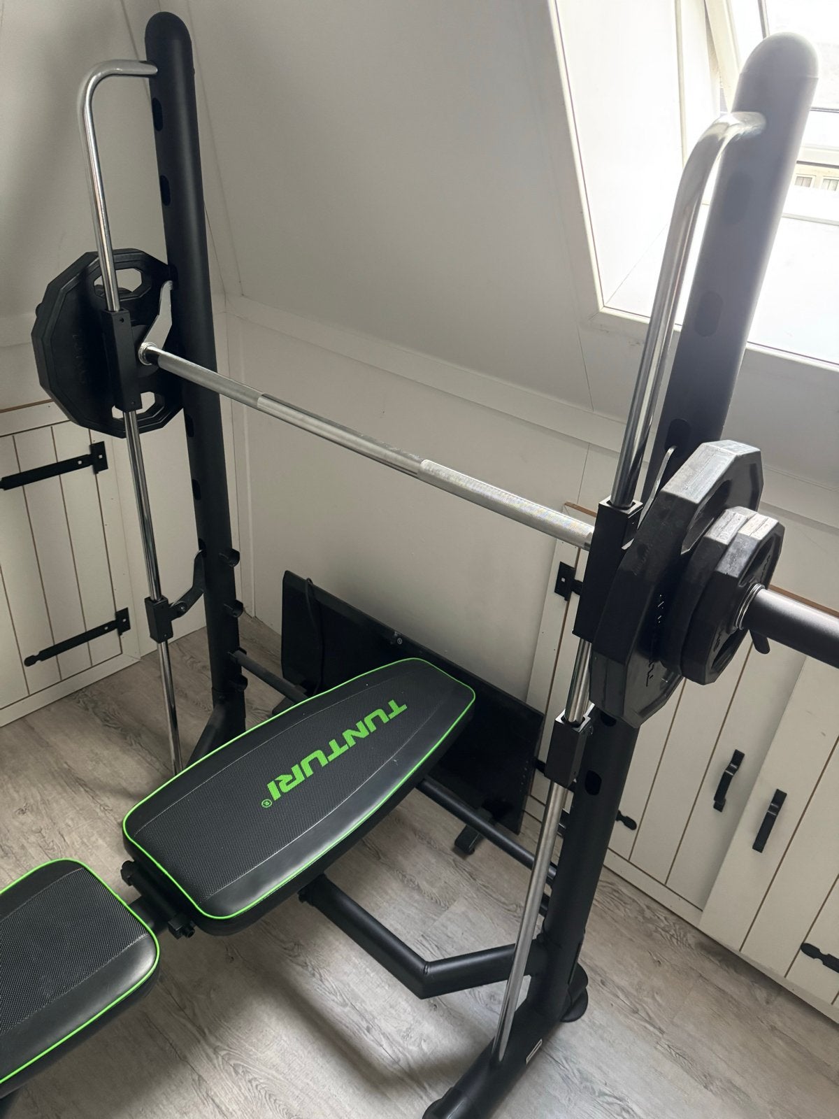 Tunturi SM60 Half Smith Machine en Olympische Halterschijven, Gebruikt, Krachtstation, Armen, Ophalen of Verzenden