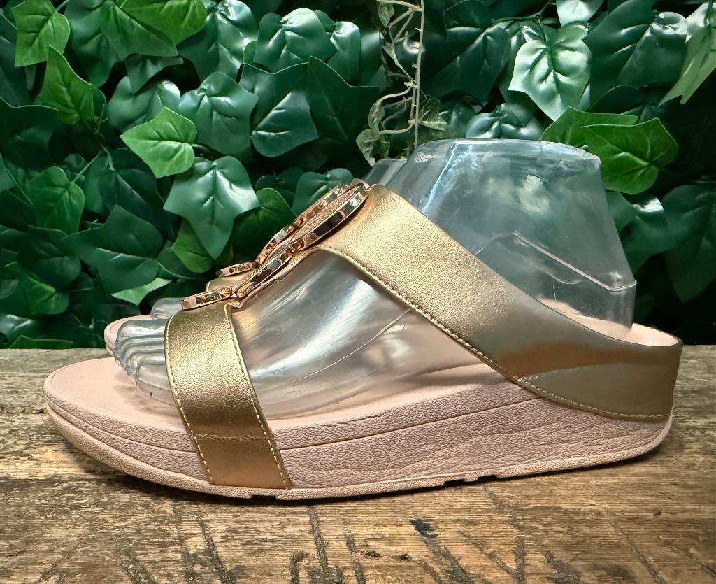 gewoon Nieuwe prachtige slippers van Fitflop maat 41, Kleding | Dames, Schoenen, Nieuw, Slippers, Roze, Ophalen of Verzenden