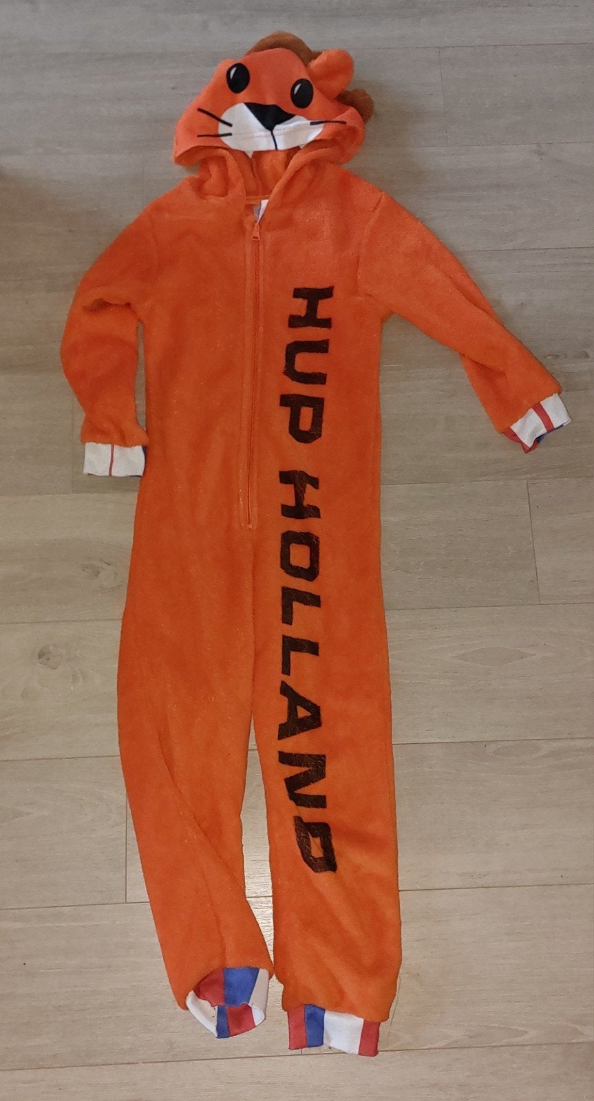 Hup Holland Leeuwenpak Onesie Maat 122/128, Ophalen of Verzenden