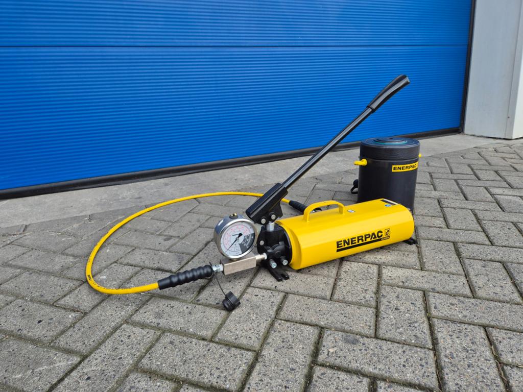 ENERPAC P801 / Hydraulische Cilinder 168 TON compleet!!, Gebruikt, Ophalen of Verzenden, Enerpac, Info@bolkmachinehandel.nl
