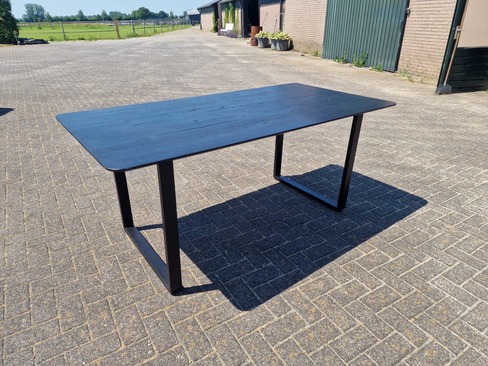 Eettafel met metalen onderstel, Ophalen, Gebruikt, 50 tot 100 cm, Modern industrieel
