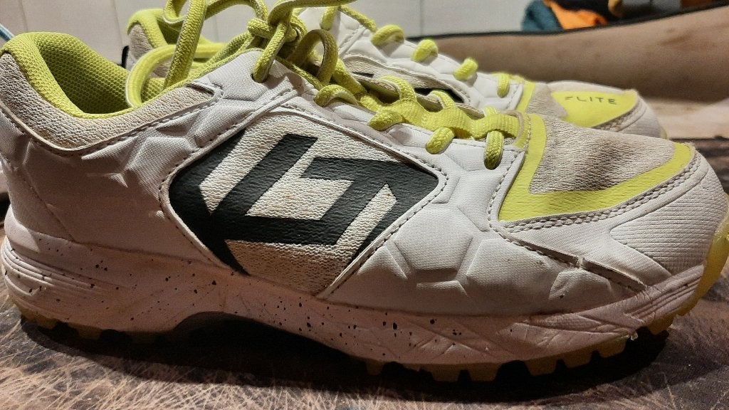 Korfbal schoenen maat 37, Sport en Fitness, Ophalen of Verzenden, Zo goed als nieuw, Schoenen