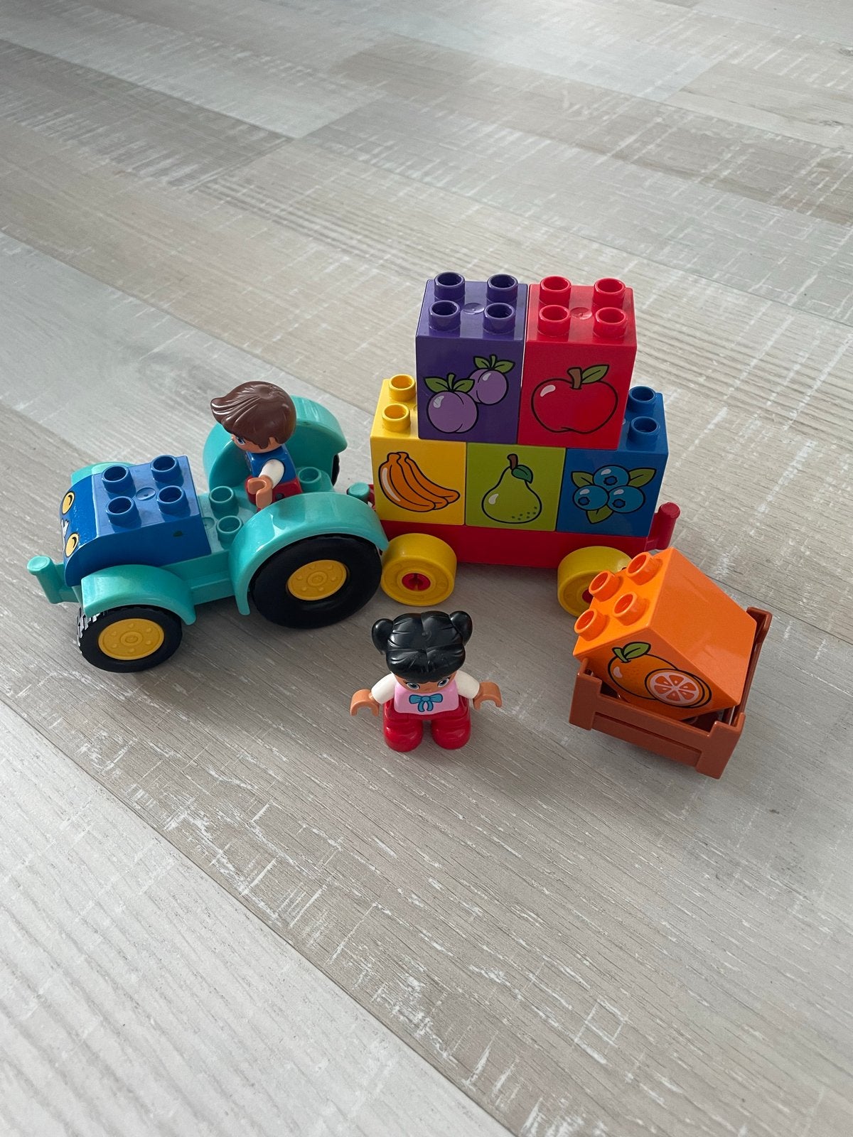 Duplo 10615 Mijn Eerste Tractor met wat verkleuring, Kinderen en Baby's, Speelgoed | Duplo en Lego, Gebruikt, Overige thema's