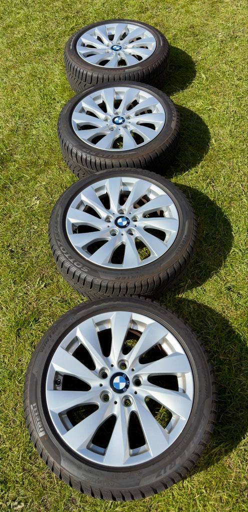 Originele BMW velgen+Pirelli 7mm profiel winterbanden, Auto-onderdelen, Banden en Velgen, Banden en Velgen, Winterbanden, 17 inch