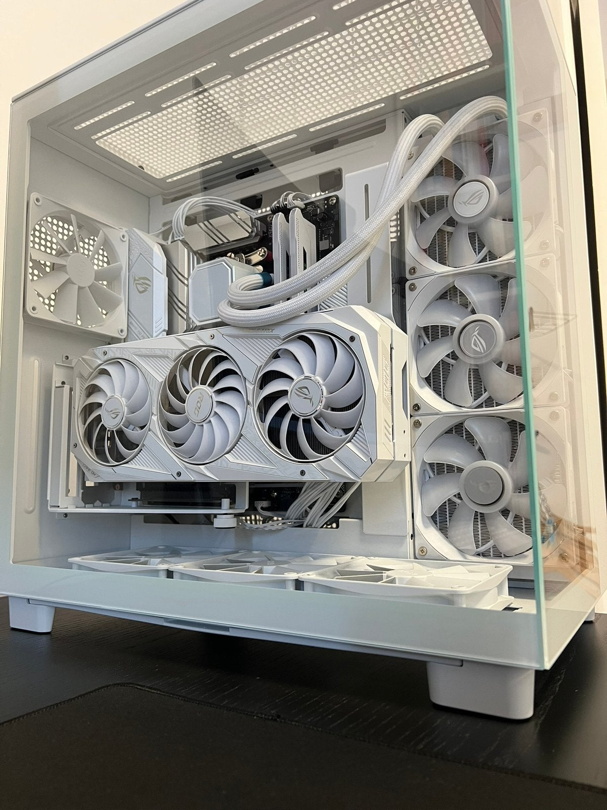 All White PC Build, Ophalen of Verzenden, Zo goed als nieuw, Gaming, 4 Ghz of meer