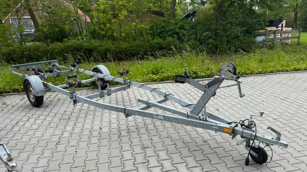 Kalf Boottrailer ( MEGA ACTIE OP GEBRUIKTE TRAILERS ), Watersport en Boten, Boottrailers, Info@admiraal-watersport.nl, Westrak 15