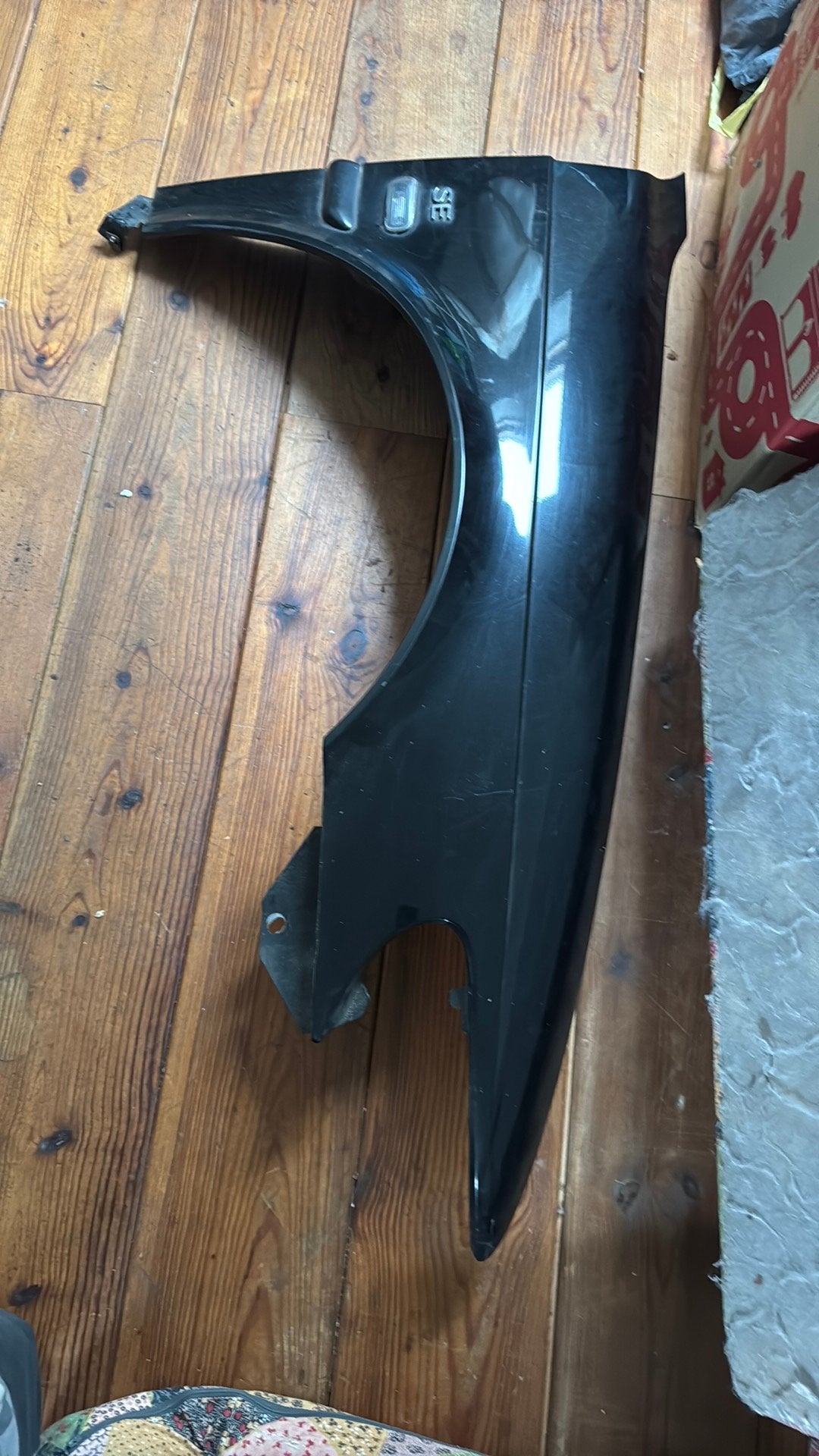 Saab 9-3 rechter spatbord zwart, Auto-onderdelen, Carrosserie en Plaatwerk, Ophalen of Verzenden, Saab, Spatbord