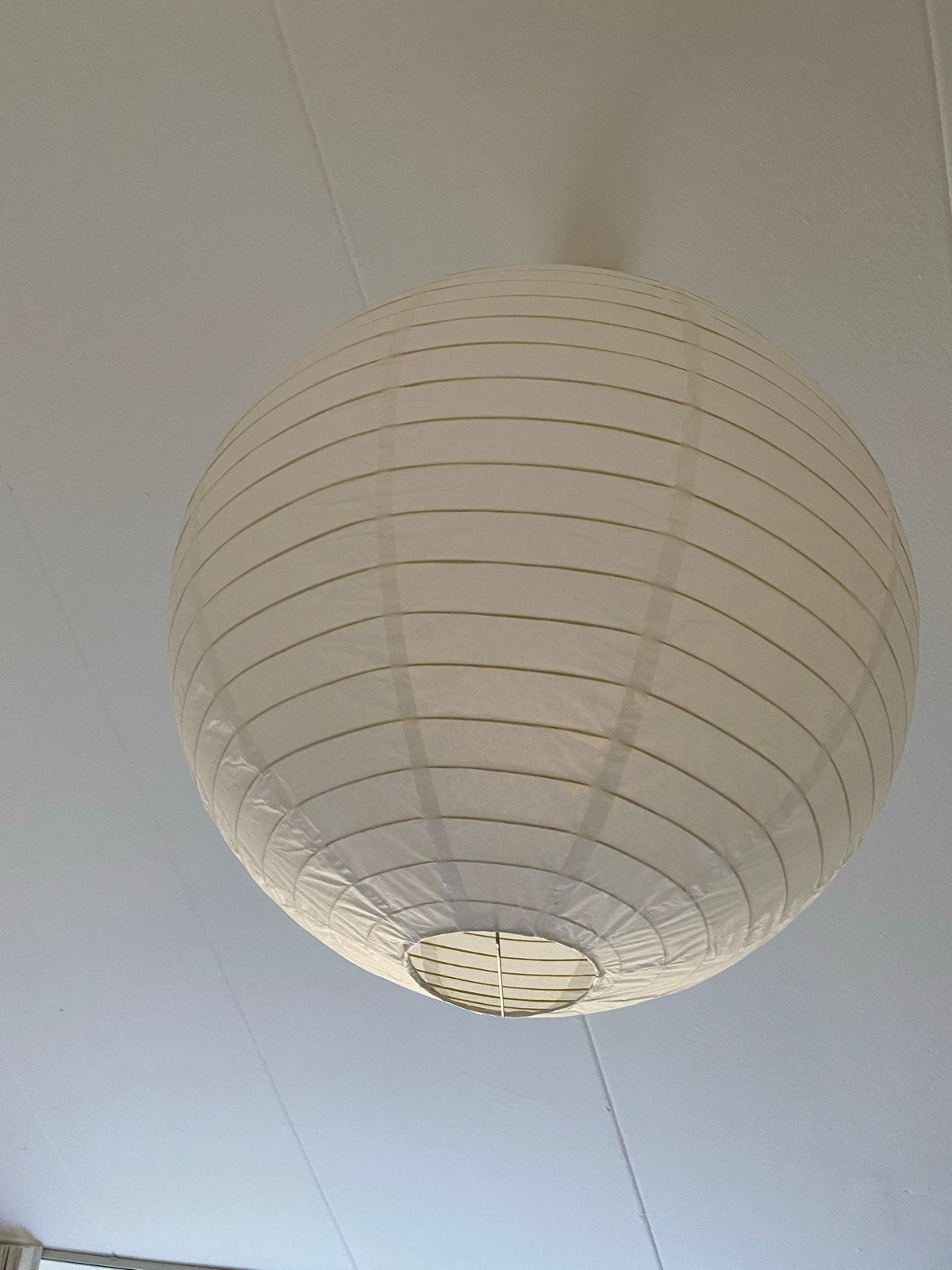 Witte rijstpapieren lampenkap 48 cm - Nieuw in verpakking, Ophalen of Verzenden, Nieuw, Natuurlijk materiaal, 70-er jaren lamp