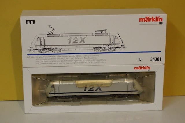 Märklin H0 34381 E-Lok 12X BR 128 001 5 Metall-Edition., Wisselstroom, Locomotief, Verzenden, Zo goed als nieuw