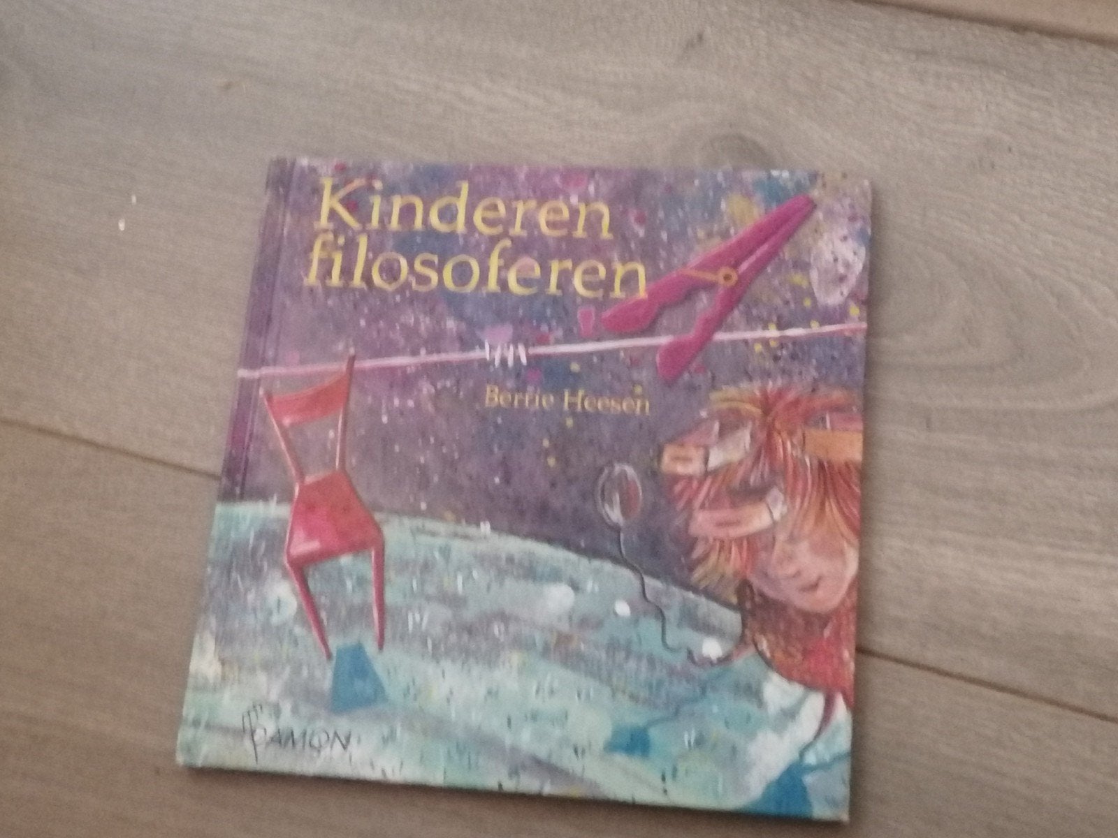 Kinderen filosoferen - Bertie Heesen, Ophalen of Verzenden, Zo goed als nieuw, Bertie Heesen, Non-fictie