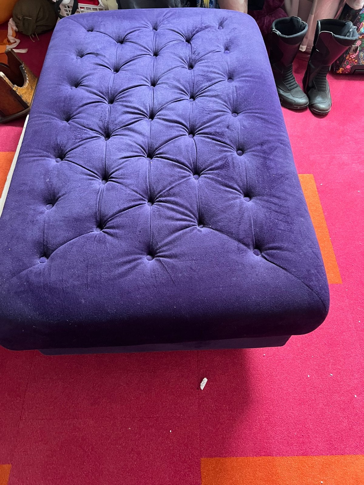 Mooie hocker, Ophalen, Zo goed als nieuw