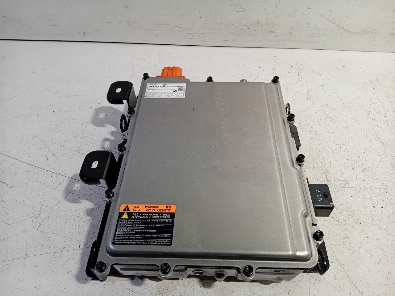 Acculader Kia Sportage, Onderdelen@venauto.nl, Van der Ven Autorecycling B.V., Ettenseweg 76, 4706 PB Roosendaal, The Netherlands