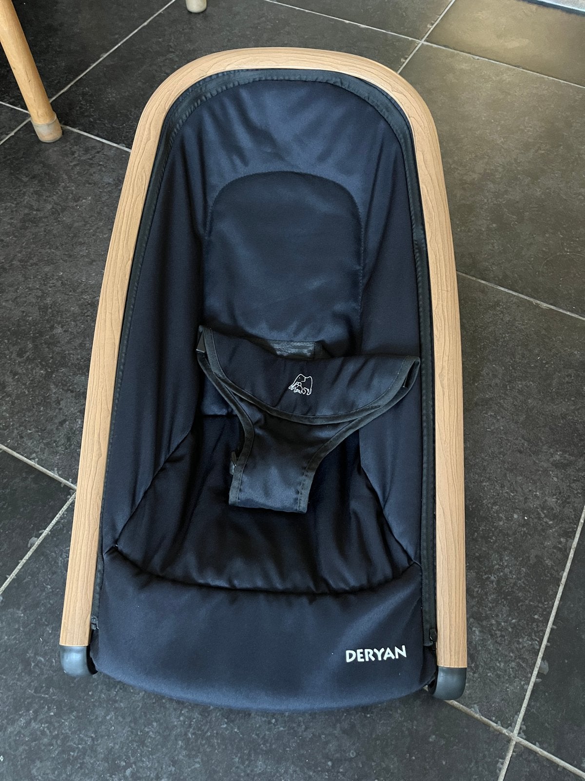 Deryan Wipstoel/Babywipper - Zwart met Houten Frame, Ophalen, Gebruikt